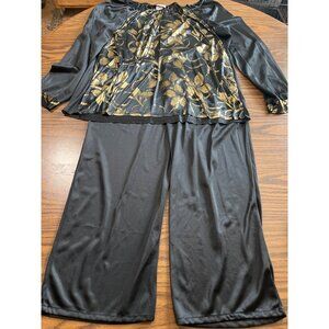 Exclusively Yours black gold pajama pants and top size Medium